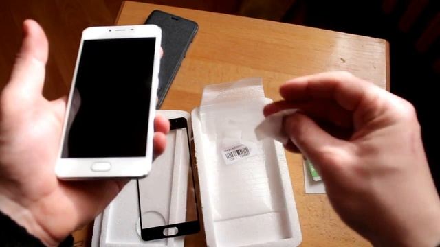 Как наклеить защитное стекло на телефон