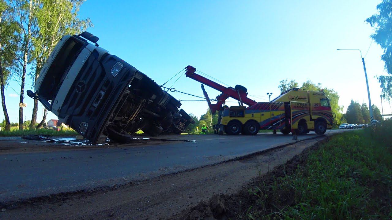 Постановка на колеса 38-тонного цементовоза. смотреть онлайн