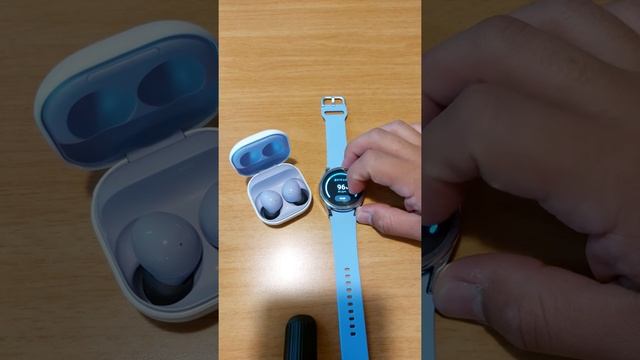 Samsung Galaxy watch for with lavender or amazing violet brazalet and Galaxy Buds 2 Amazing Violet? смотреть онлайн