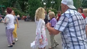 Синий синий иней!!!??Танцы в парке Горького!!!??Харьков 2021