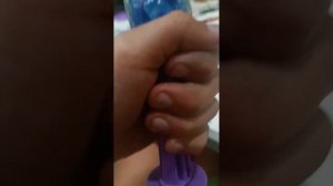 делаю шарик из нано скотча