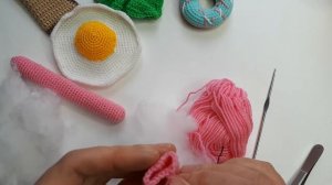 Как связать сосиску крючком. Мастер класс сосиска.