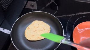 ЭКСПЕРИМЕНТ/ ГОТОВЛЮ ВПЕРВЫЕ/ ЛЕПЕШКИ ИЗ КИНОА/ 2 ИНГРЕДИЕНТА