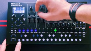 Melodic House Jam on Roland Sh-4D