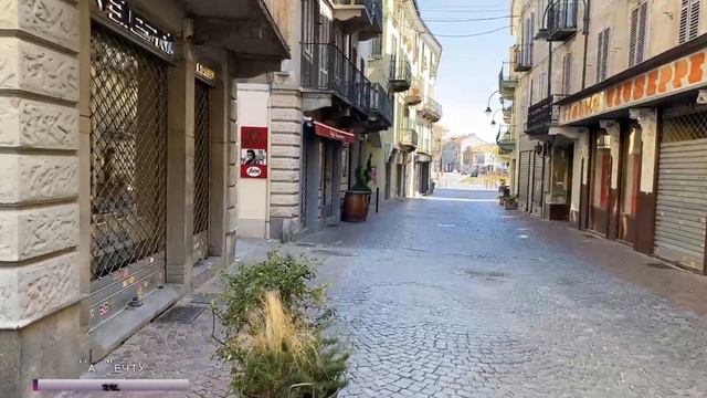 Воскресная прогулка по городу Ивреа Ivrea. Италия