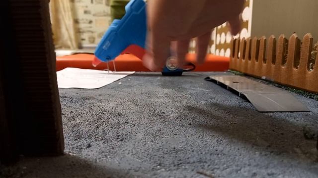 СДЕЛАЛ ЗАБОР И ВОРОТА ДЛЯ АВТОШКОЛЫ! Макет города 1/43.