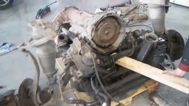 Как быстро поменять мотор 4.2 BAR Audi смотреть онлайн