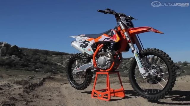 2015 KTM 450 SX-F Factory Edition First Ride - MotoUSA смотреть онлайн