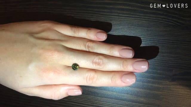 Демантоид из Намибии  1.67 карата смотреть онлайн