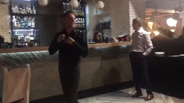 танцуем, девочки!!!! #танцы #бальные #праздник #весна смотреть онлайн