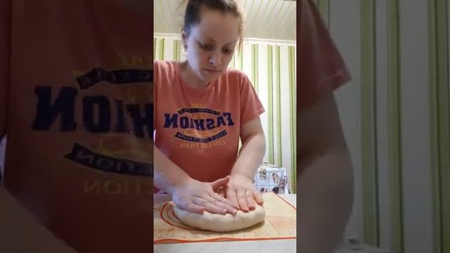 Сырная лепешка без духовки. смотреть онлайн