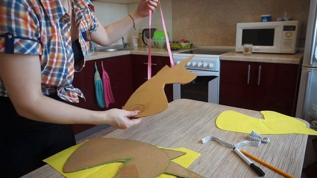 Тренажер для плетения КОСИЧЕК. СВОИМИ РУКАМИ!!! смотреть онлайн