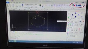 Оптоволоконная установка лазерного раскроя IRONMAC C | Обзор и процесс резки листового металла