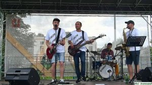 Кавер-группа "Твои шумные соседи".  Хали-гали, паратрупер (кавер песни "Леприконсов")