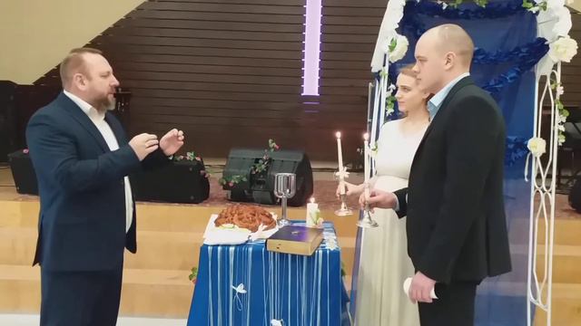 Венчание в церкви "Дом Божий" смотреть онлайн