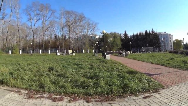 Комсомольск-на-Амуре. На улице + 14 С. Прогулка по городу солнечной радости! 10 октября 2022 года. смотреть онлайн