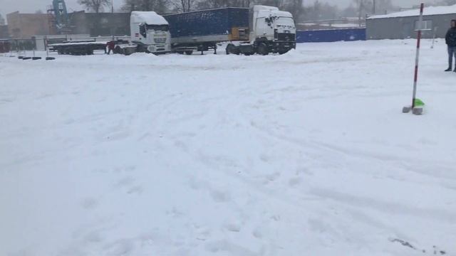 Как сдать вождение на фуре?Будущие водителя Girteka.Автошкола ,,Профессионал"Гомель