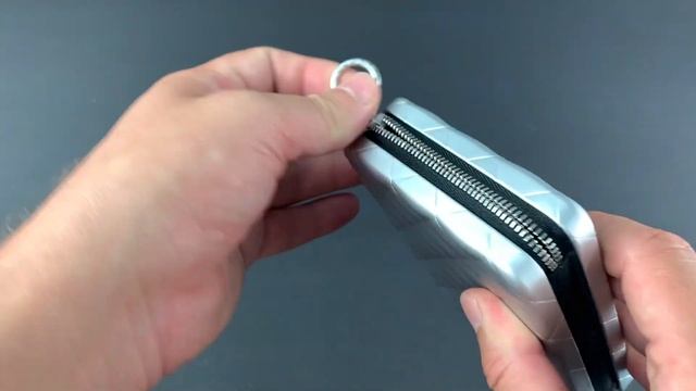 Кошелек на молнии OGON Quilted passport QP_Silver смотреть онлайн