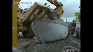 Лодка из гранита! Невероятно, каменная лодка плавает