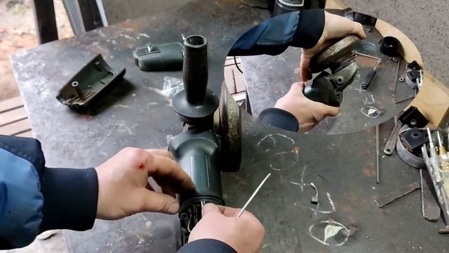 Metabo.УШМ/болгарка. Обзор и замена щёток. 17 лет эксплуатации.