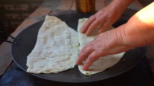 AZERBAIJAN: A Mix of Delicious BEEF HEAD, HOOF and STOMACH Recipes! Relaxing Village Life!