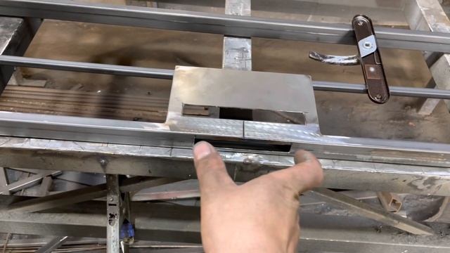 Калитка и врезка замка. смотреть онлайн