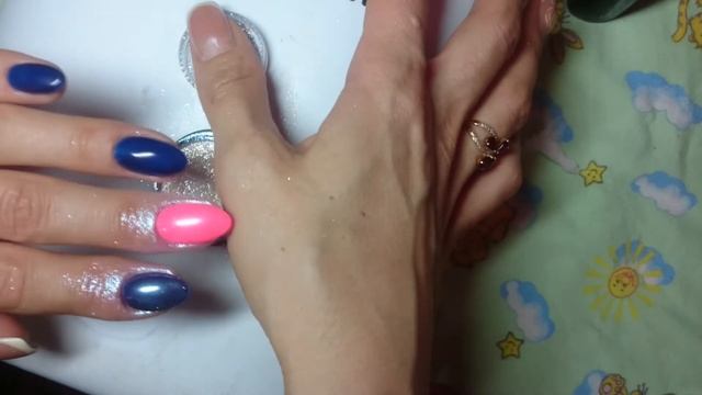 Правильное нанесение пигмента. Как нанести втирку. Долгая носка пигмента для ногтей. смотреть онлайн