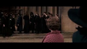 Гарри Поттер и Орден Феникса. Профессора Трелони выгоняют из школы