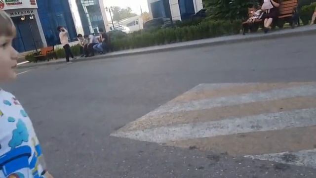 КУПИЛИ ПОДАРКИ МАЛЬЧИШКАМ  И УЕХАЛИ В ВЕДЕНО‼️В ГОСТИ К СЕСТРЕ♥️КИСА ЧЕЧНЯ БЛОГЕР?