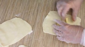 Готовим очень простые сырные слойки/ Mavzuna`s kitchen