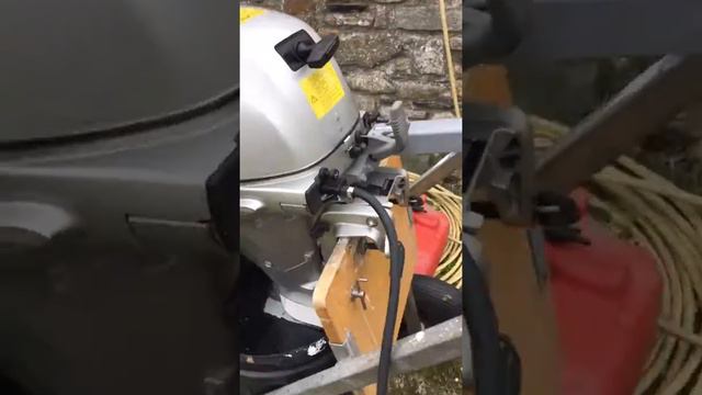 Honda 10hp outboard running