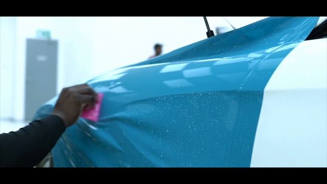 STEK Miami blue Ferrari FF 1 - плівка в популярному кольорі Маямі Блю смотреть онлайн