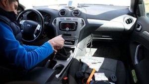 Установка усилителя антенны на Мондео 4