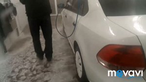 КАК ПОМЫТЬ машину ЗА 50 РУБЛЕЙ на автомойке самообслуживания. Это реально)
