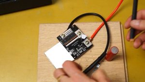 Интересная точечная сварка на Li NMC аккумуляторе. Spot welding on battery