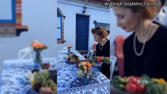 Ксения Бородина с дочерями и подругами улетела из РФ в Грузию