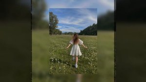 сквозь мои пальцы тянется лето🌸
