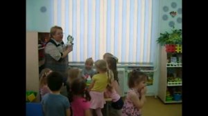 НОД по аппликации во второй младшей группе "Пирамидка"