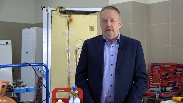 Мастер по ремонту холодильников. Курсы холодильщиков.