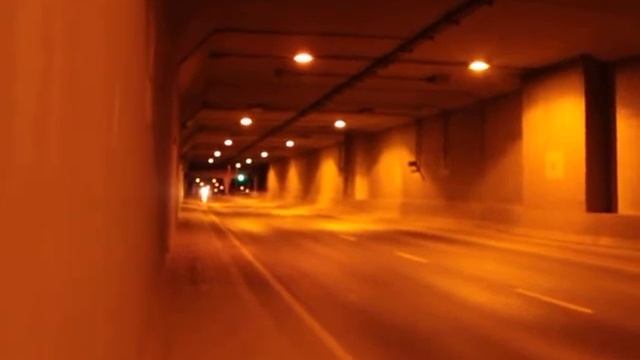 Honda CB1 400 TUNEL смотреть онлайн