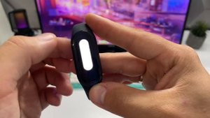 Xiaomi Mi Band 7.mp4