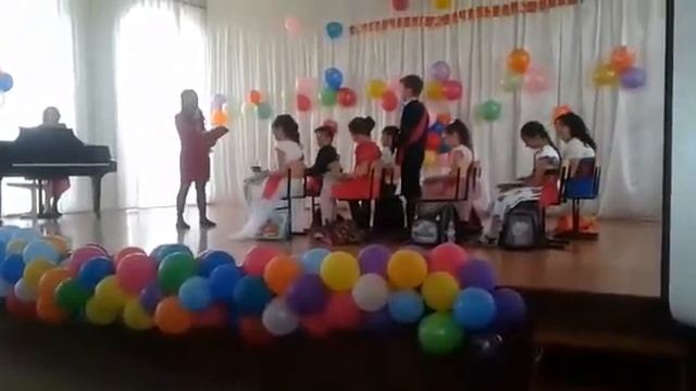 Выпускной 4 класс 11 школа г. Нальчик. Сценка смотреть онлайн