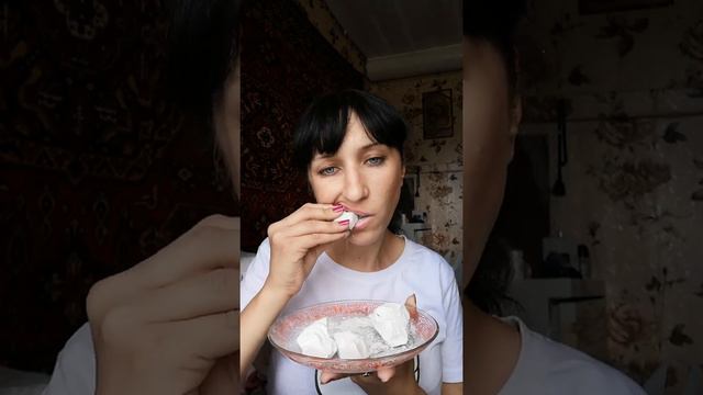 Ем мел смотреть онлайн