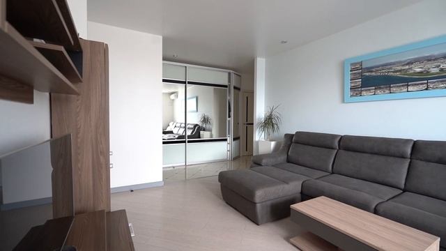 Купить красивую, просторную, семейную 3к. квартиру в Невском районе Санкт-Петербурга смотреть онлайн