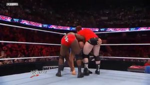 Чем отличается raw от smackDown? Raw vs smackDown