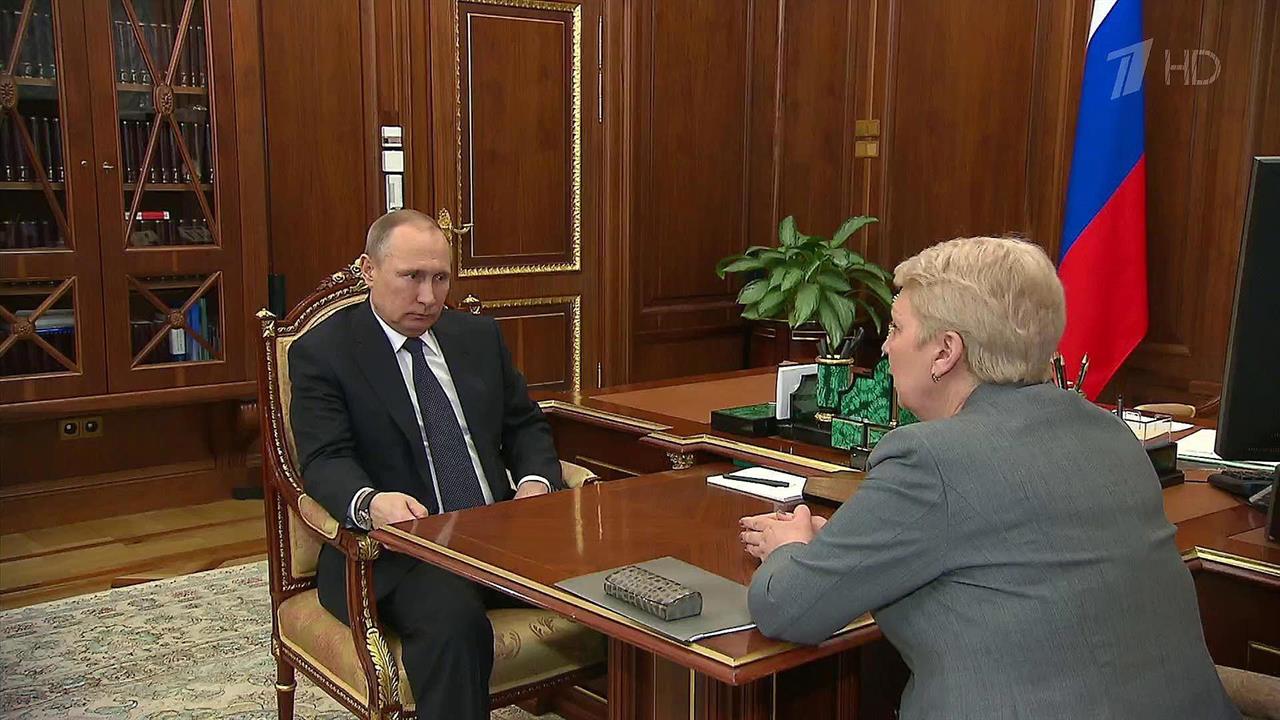 Вопросы образования обсуждали президент и глава Минобрнауки
