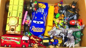 Игрушки Большая Коробка Тачки Машинки Молния Маквин Трансформеры Бэтмен Хот Вилс