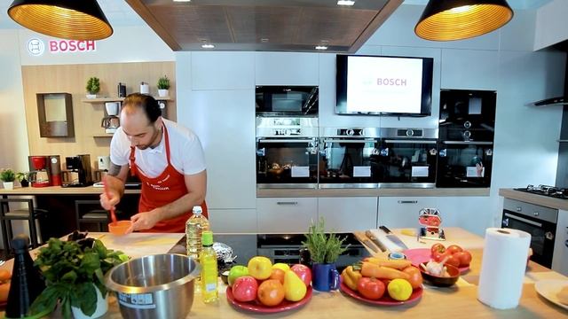 Джакомо Понтекорво  шеф-повар Sette Restaurant & Bar в Hyatt Regency