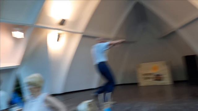 ОЙ ЧУВСТВУЮ Я ДЕВКИ ЗАГУЛЯЮ смотреть онлайн