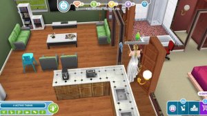 Place infant in high chair - Nanny knows best/Sims Freeplay